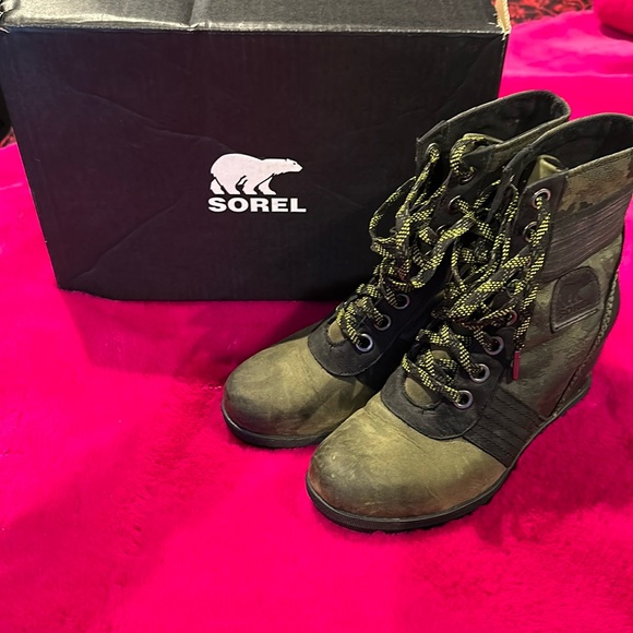 Sorrel boots size 9 - Picture 2 of 4